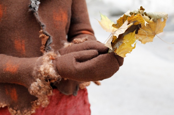 Brown Gloves