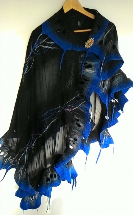Black and blue scarf "Lightning"