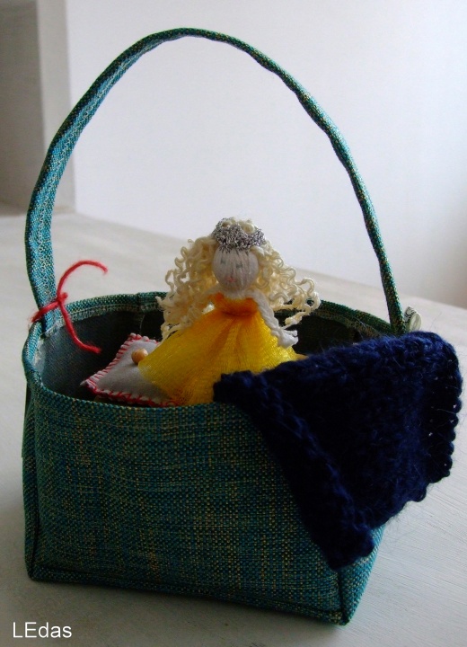 THE PRINCESS AND THE PEA picture no. 3