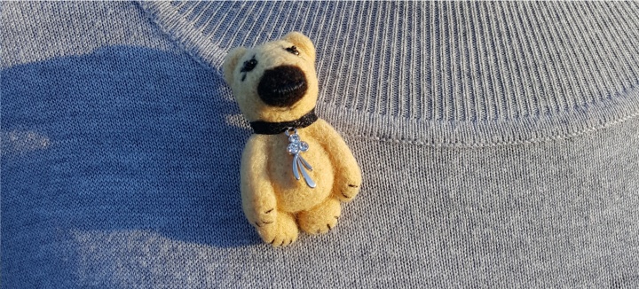 Felted bear picture no. 2
