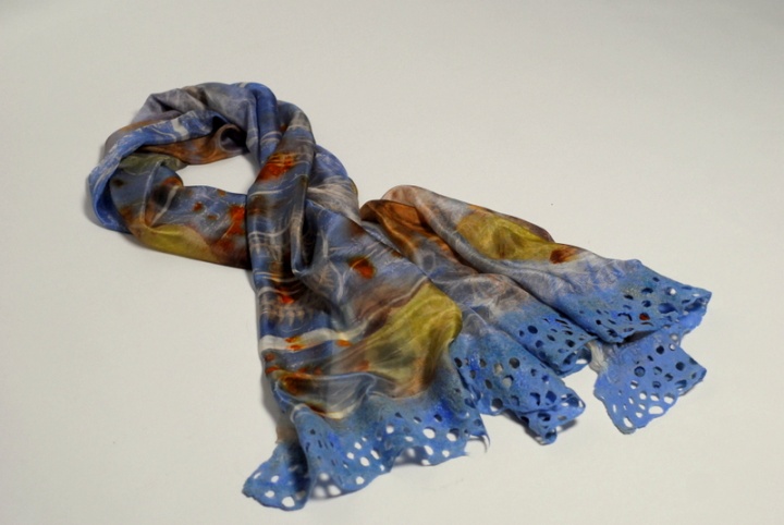 blue silk scarf "faith" picture no. 3