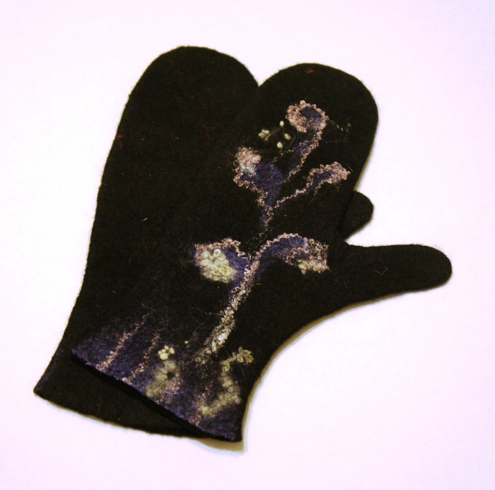 Handmade mittens for women . Mittens of merino wool. Felted warm accessories. picture no. 2
