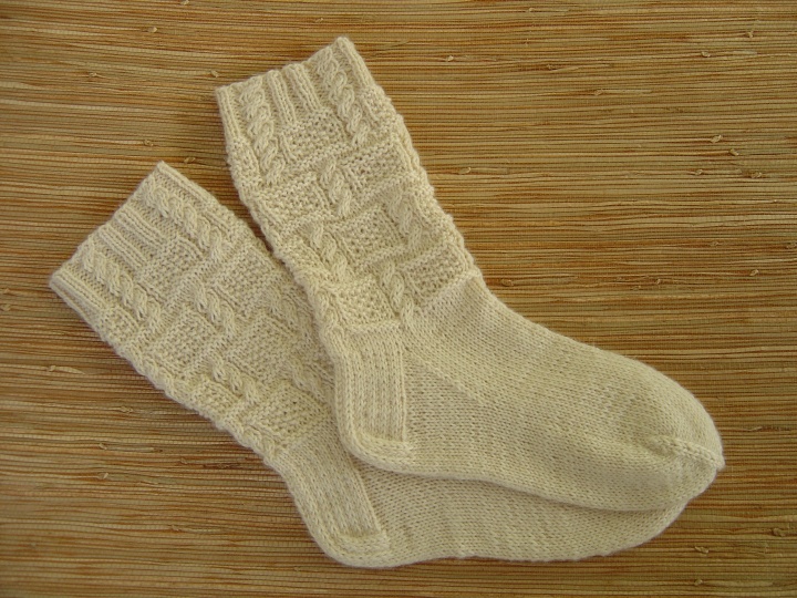 Baltos kojines .