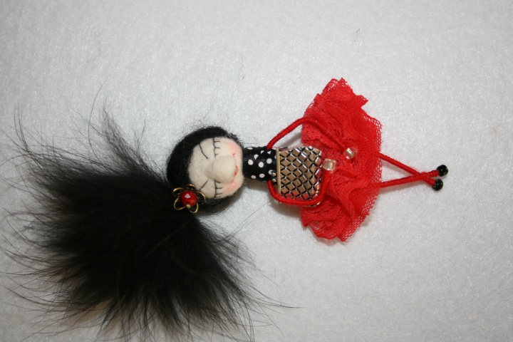 brooch doll