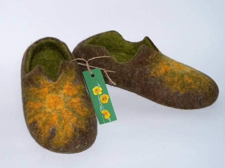Handmade felted slippers - Earth rays