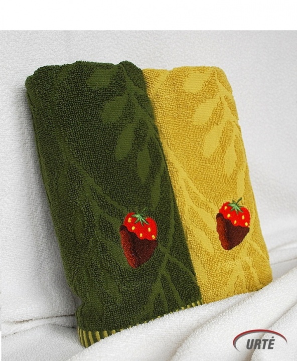 Sstrawberry in chocolate - kitchen towel