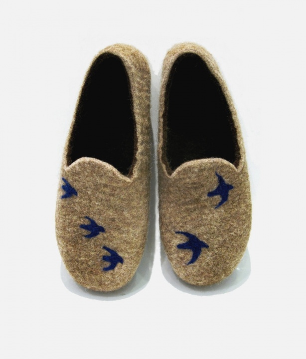 Felted slippers with birds