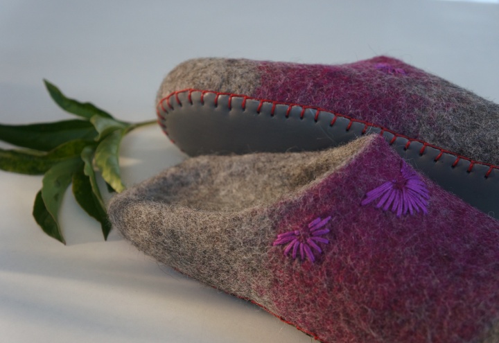 Eco felted shoes. Handmade house shoes. picture no. 2