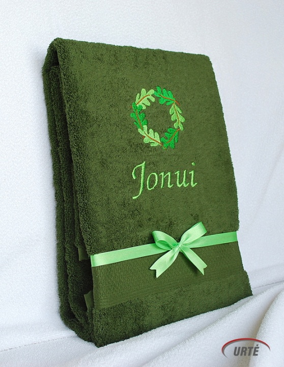 Embroidered towel with name and oak crown