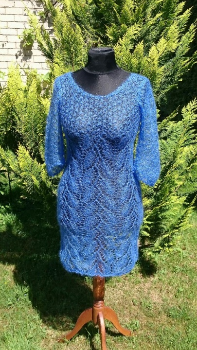 Blue dress picture no. 3