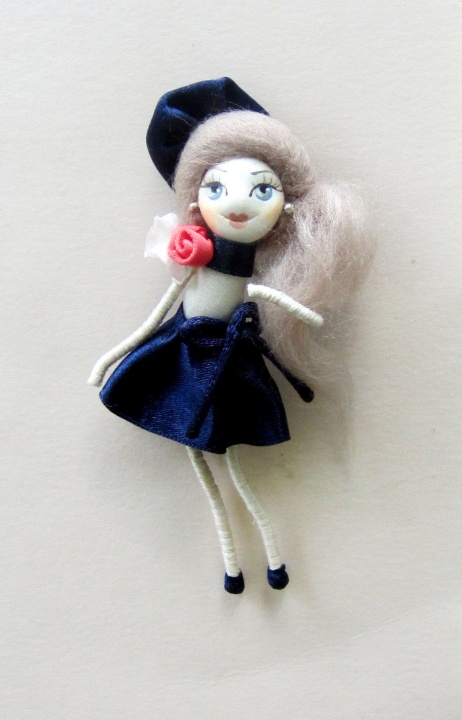 Brooch doll