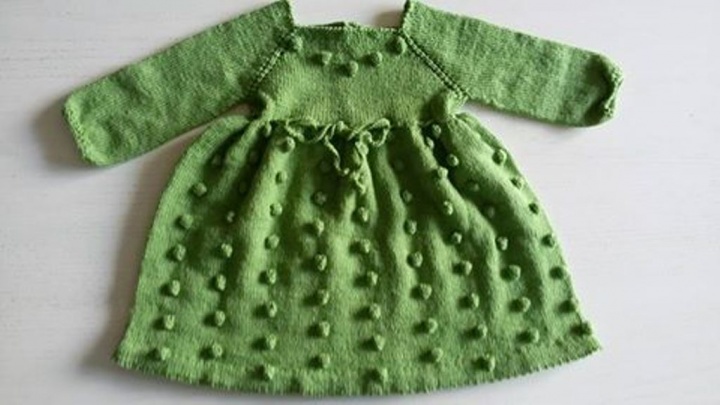 Knitting needles knit dress girl
