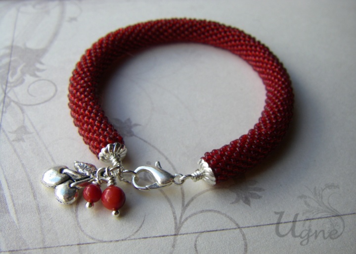 Bead crochet bracelet with cherries