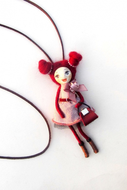 Little girl pendant necklace