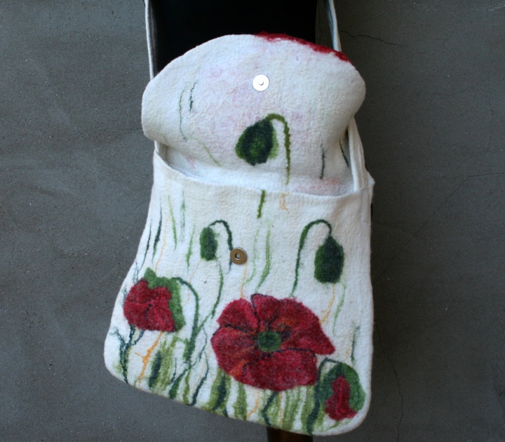 Felted  handbag POPPY picture no. 3