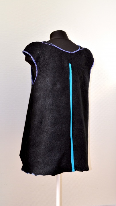 Felted seamless tunic "Mickey" picture no. 3