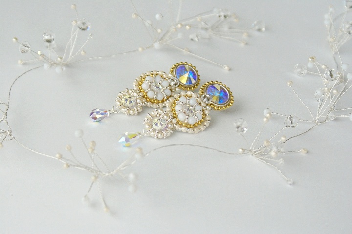 Earring "White Queen" picture no. 3