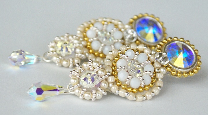 Earring "White Queen" picture no. 2