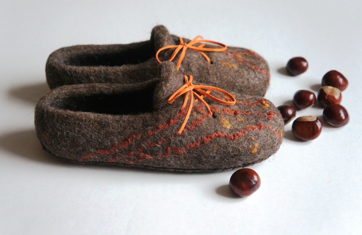 I stock, EU 38 size! Eco felted slippers for women. Clogs. 100% Natural. Gift fo picture no. 2