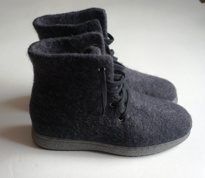 Eco felted boots for men or women. Handmade felt shoes. Snow boots.