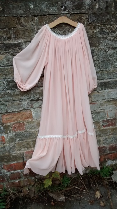 SOFT PEACH... SOFT PEACH