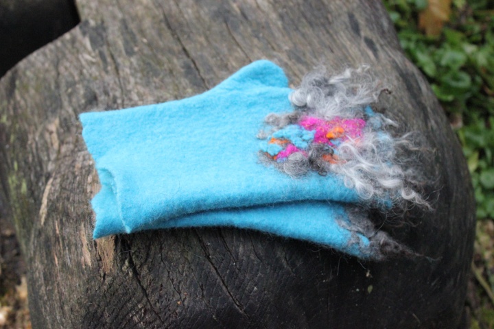 Felted mittens fingerless gloves,,Turquoise" picture no. 3