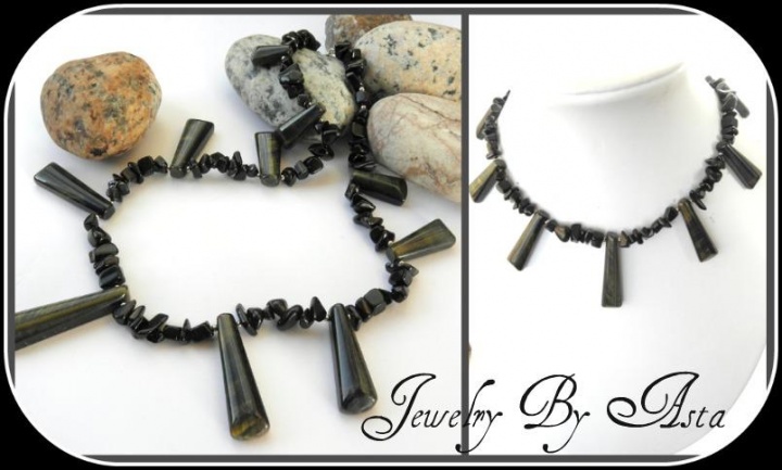 Necklace Tiger Eye + Onyx Beads