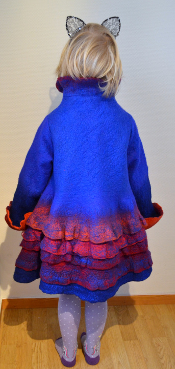 Felted coat "Sunset" picture no. 2