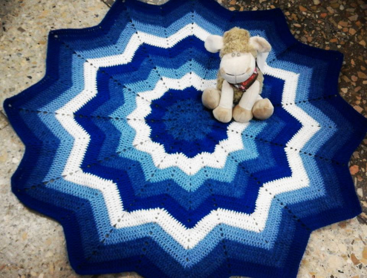 Crochet baby blanket