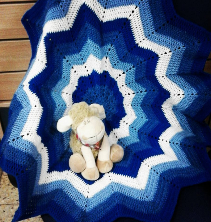 Crochet baby blanket picture no. 2