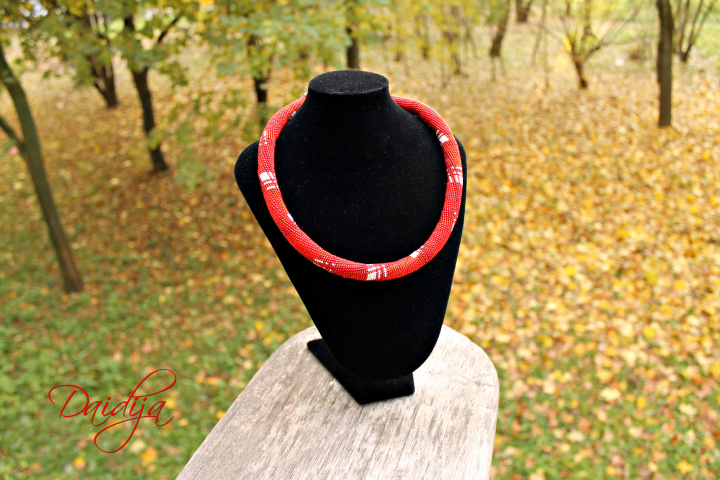 Beaded rope necklaces checkered red and white, crochet rope, bead crochet
