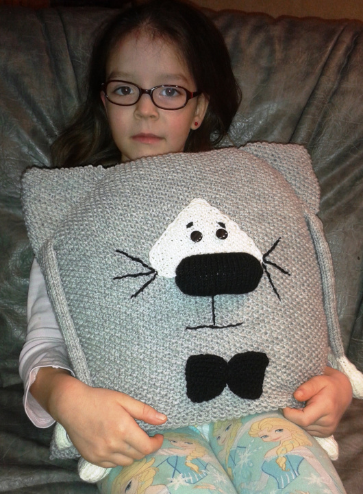 Knitted pillow Cat picture no. 3