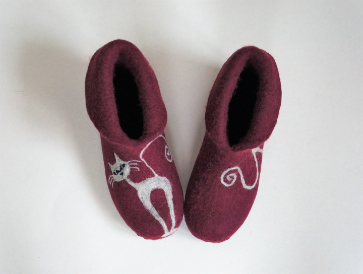 Felted slippers-boots "Cats 2" for women picture no. 2