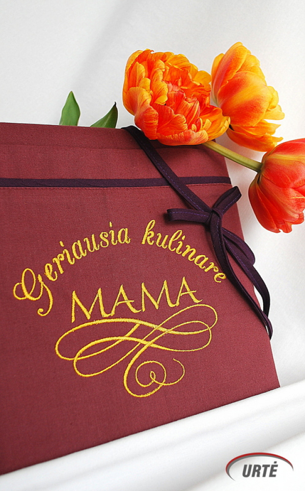 Siuvinėta prijuostė Mamos dienos proga - Geriausia kulinarė - MAMA