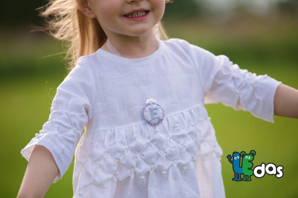 Linen christening white dress for girls picture no. 2