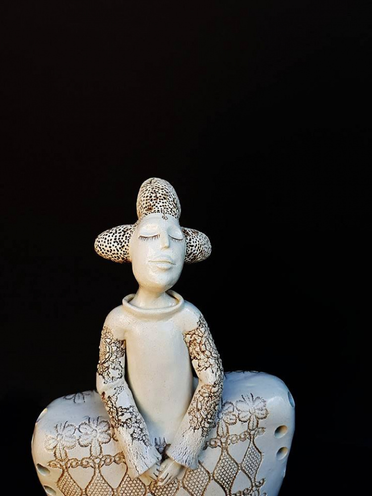Candlestick-sculpture "Madame"