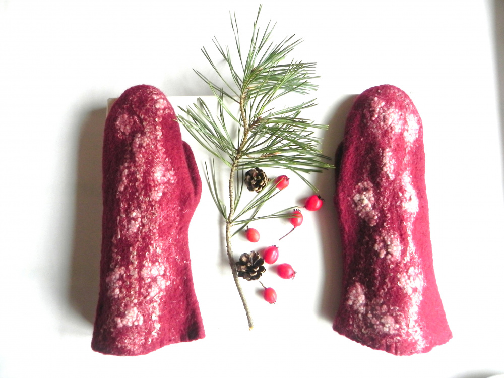 Veltos merino vilnos pirstines bordo spalvos