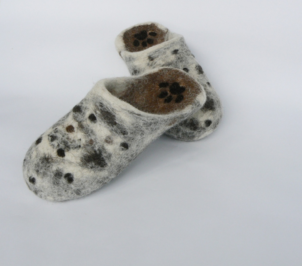 Slippers of Organic wool 100%-Natural wool slippers-Felted house shoes