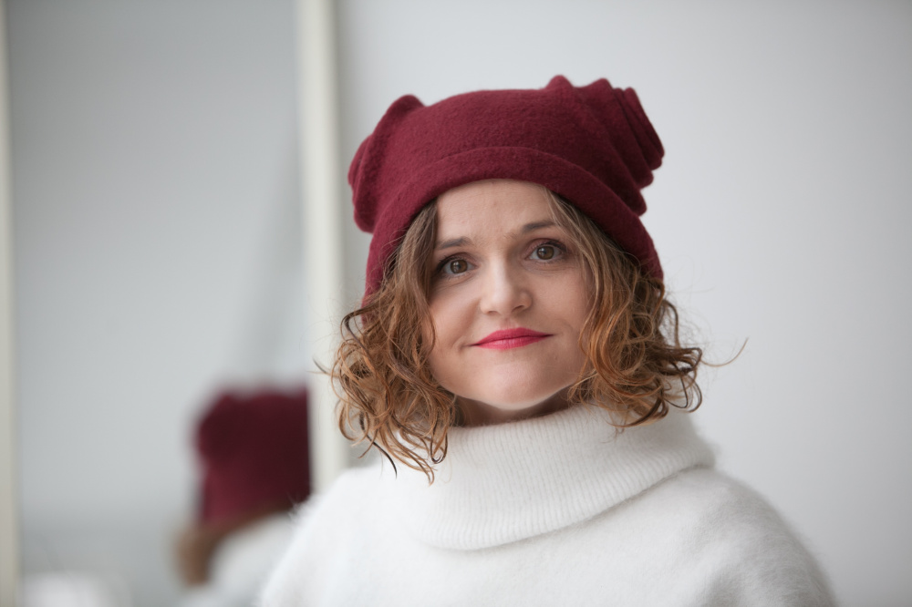 Velta merino vilnos kepure bordo spalvos