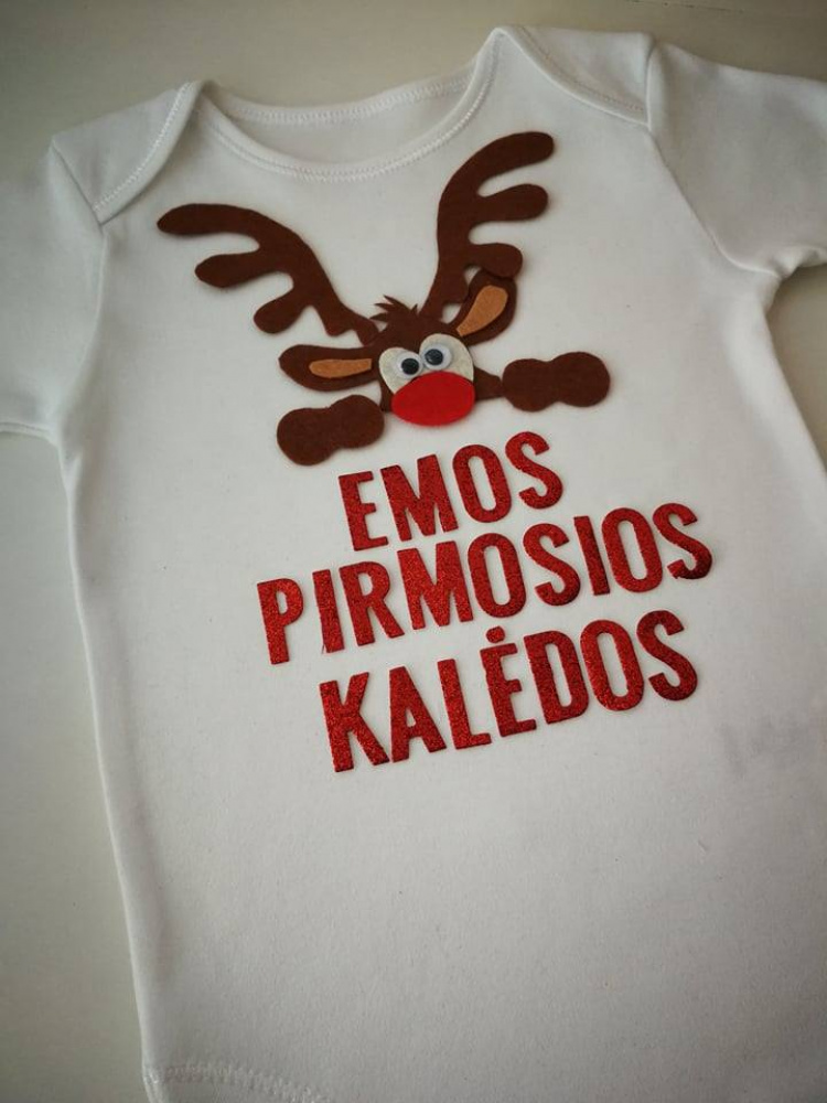 Vardinis bodžiukas, puoštas veltinio aplikacijomis