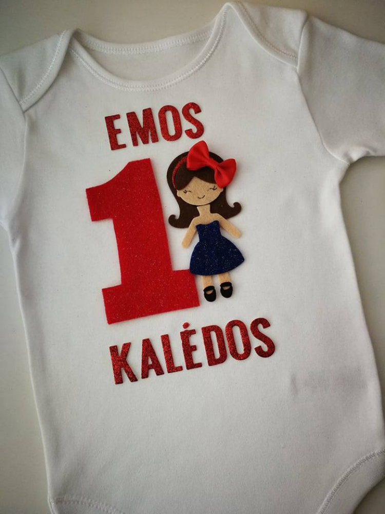 Veltinio aplikacijomis puoštas bodis