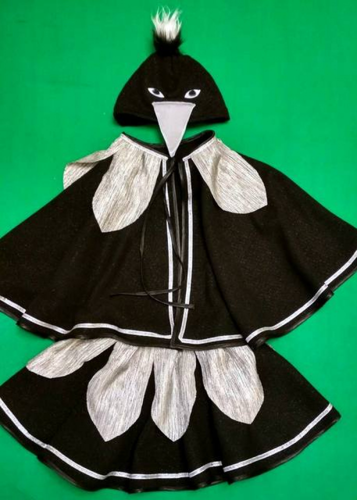 Magpie carnival costume for a girl