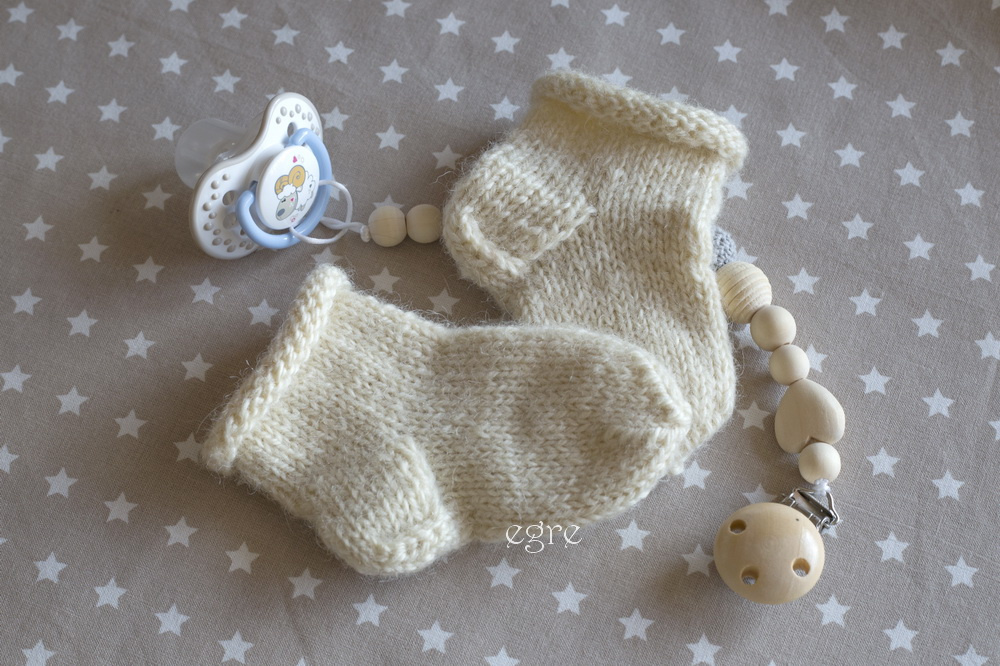Woolen socks for newborn