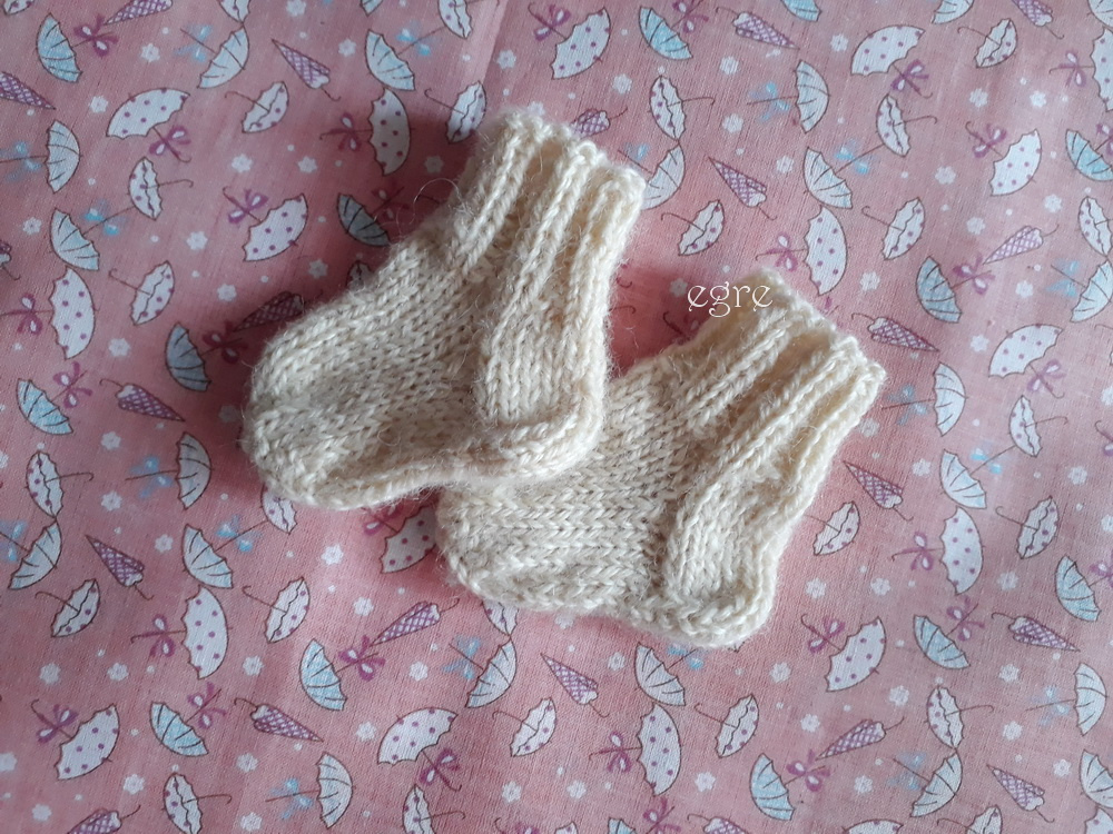 Woolen socks for newborn