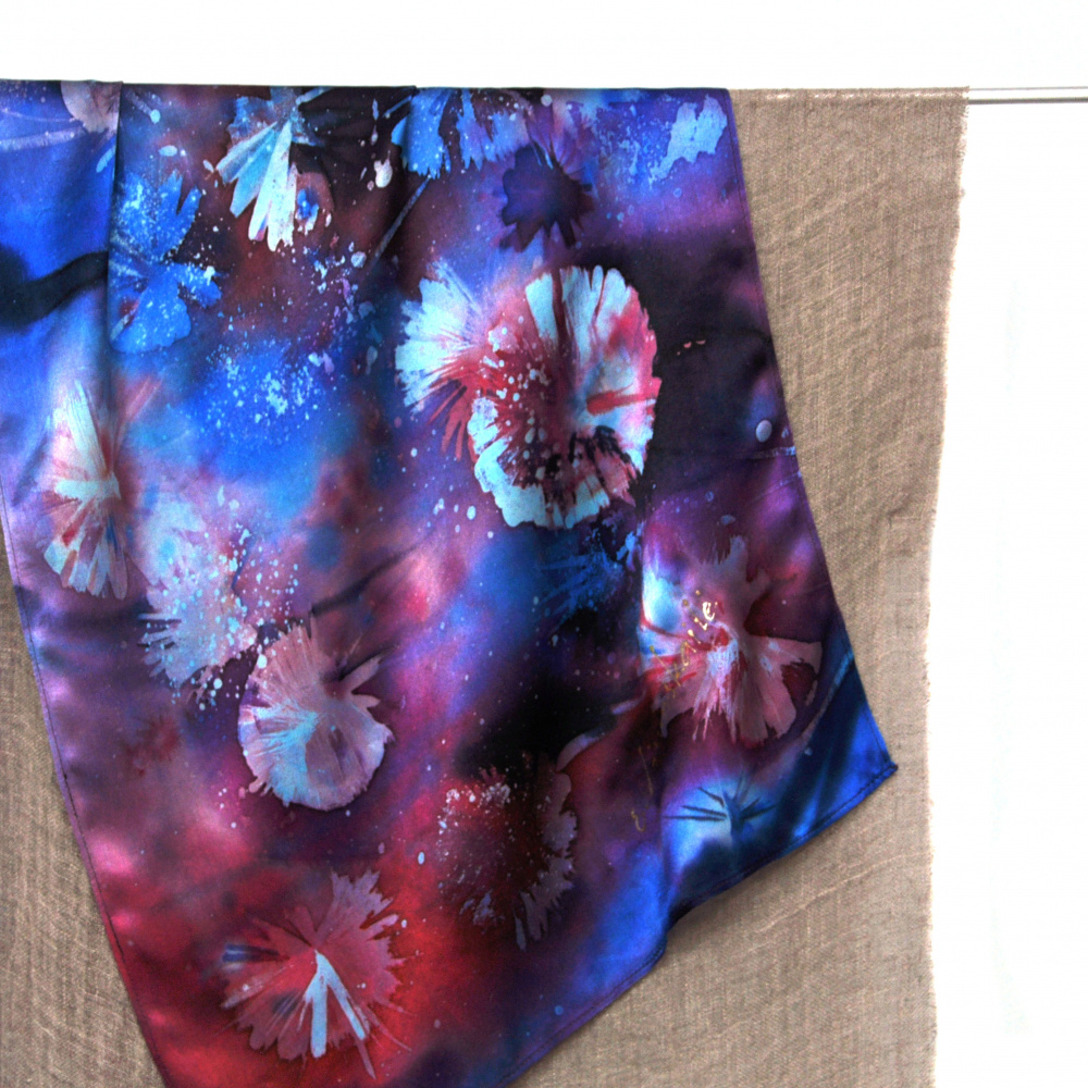 Night Romance - silk shawl. picture no. 2