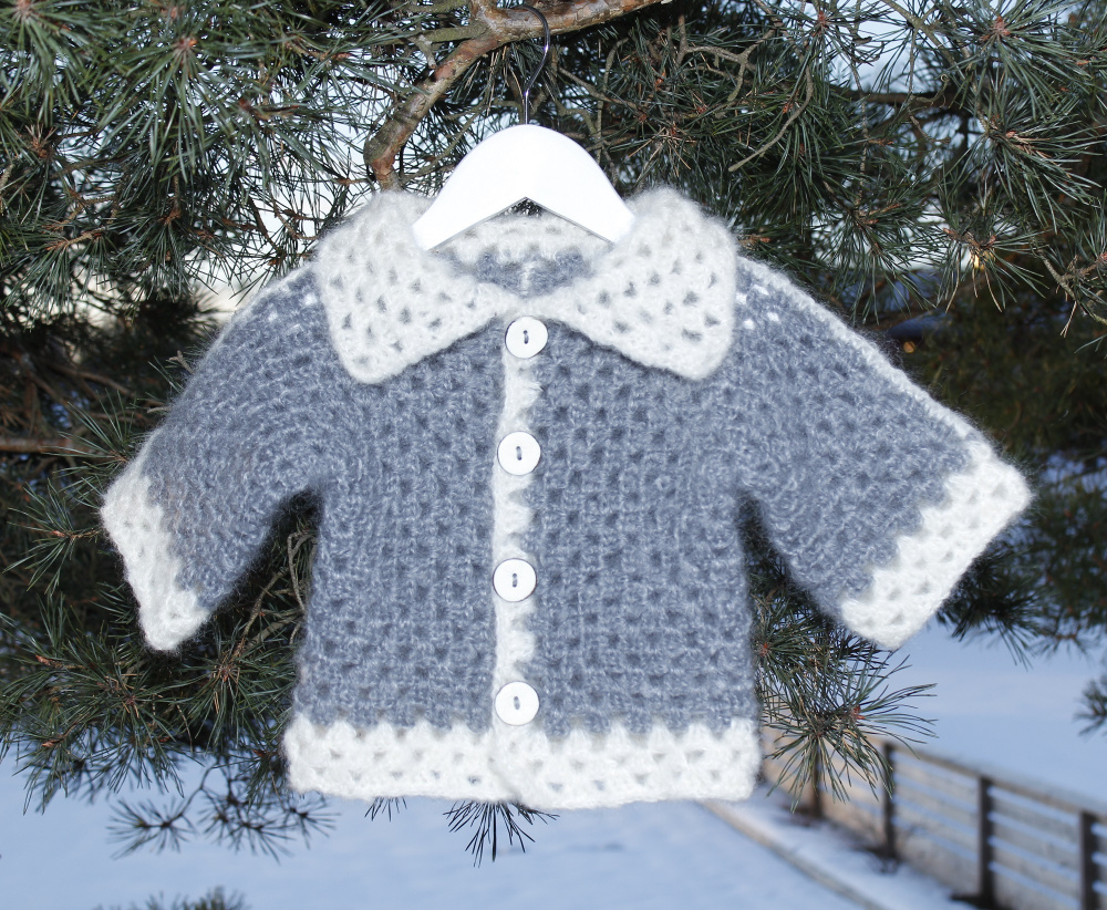 Crochet baby cardigan picture no. 3