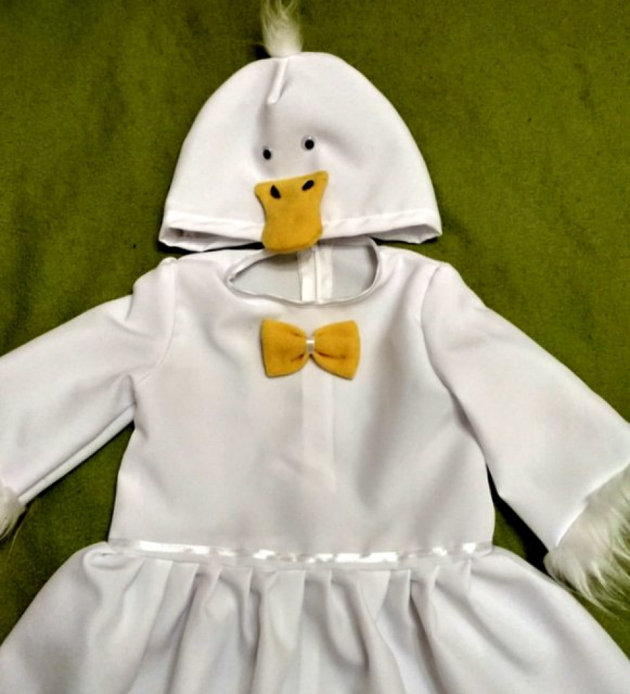 Duck, geese carnival costume for a girl