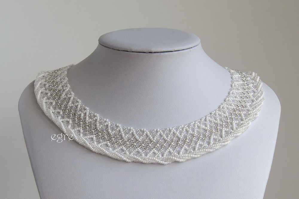 Necklace Snow White