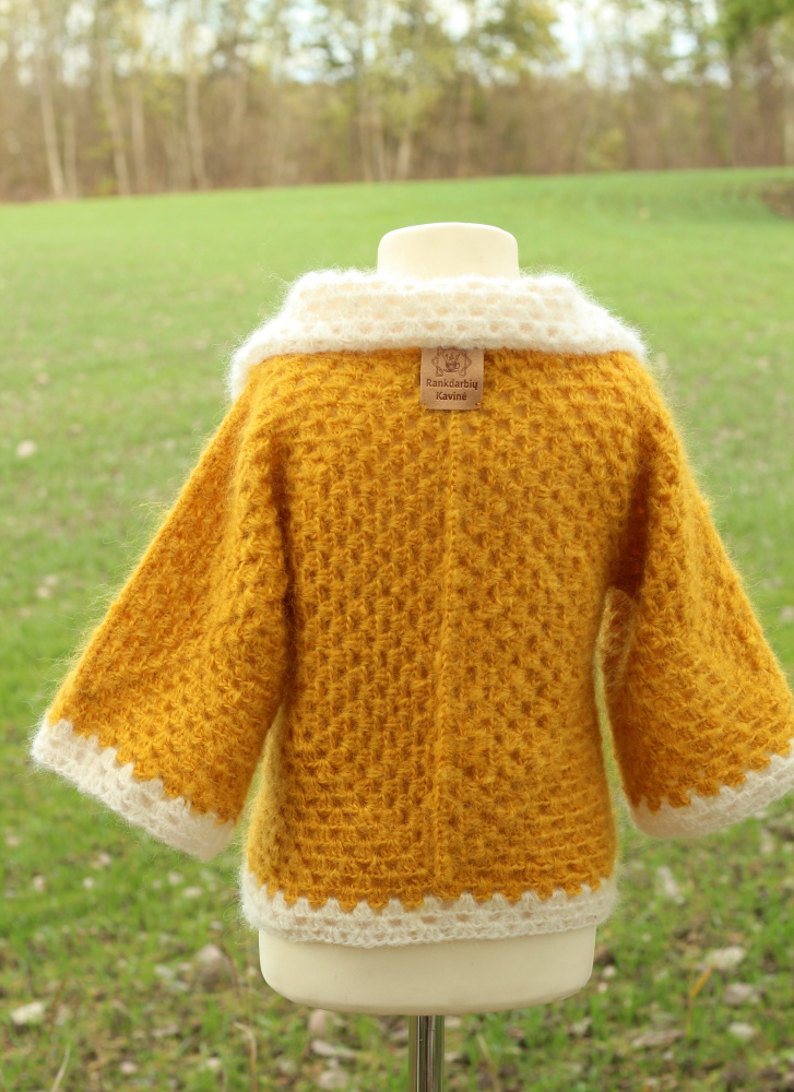 Crochet girl cardigan picture no. 2