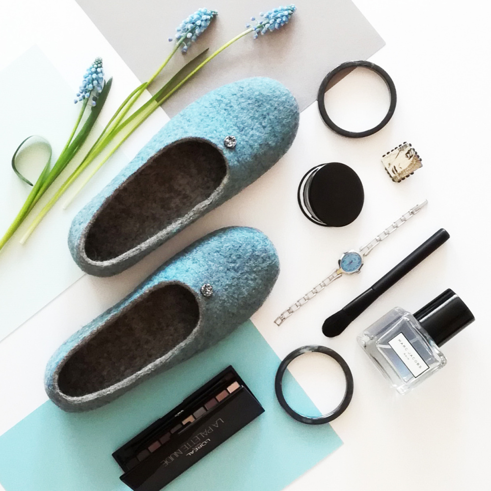 Felted women's house shoes Blue
